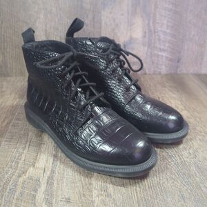 Dr Martens Emmeline Women's Size 8 Ankle Boots Black Croc Embossed Leather